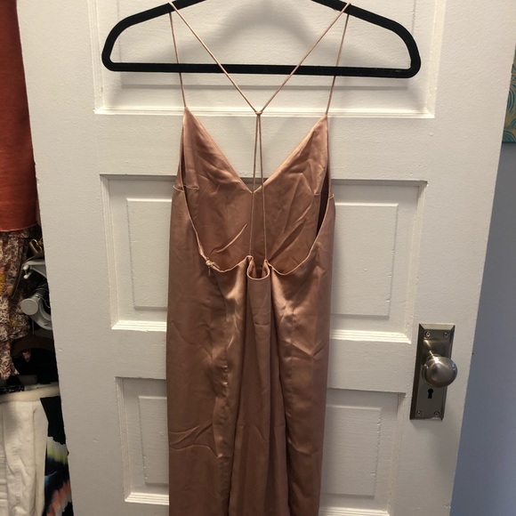 Gorgeous blush pink midi dress - size small - Picture 6 of 10